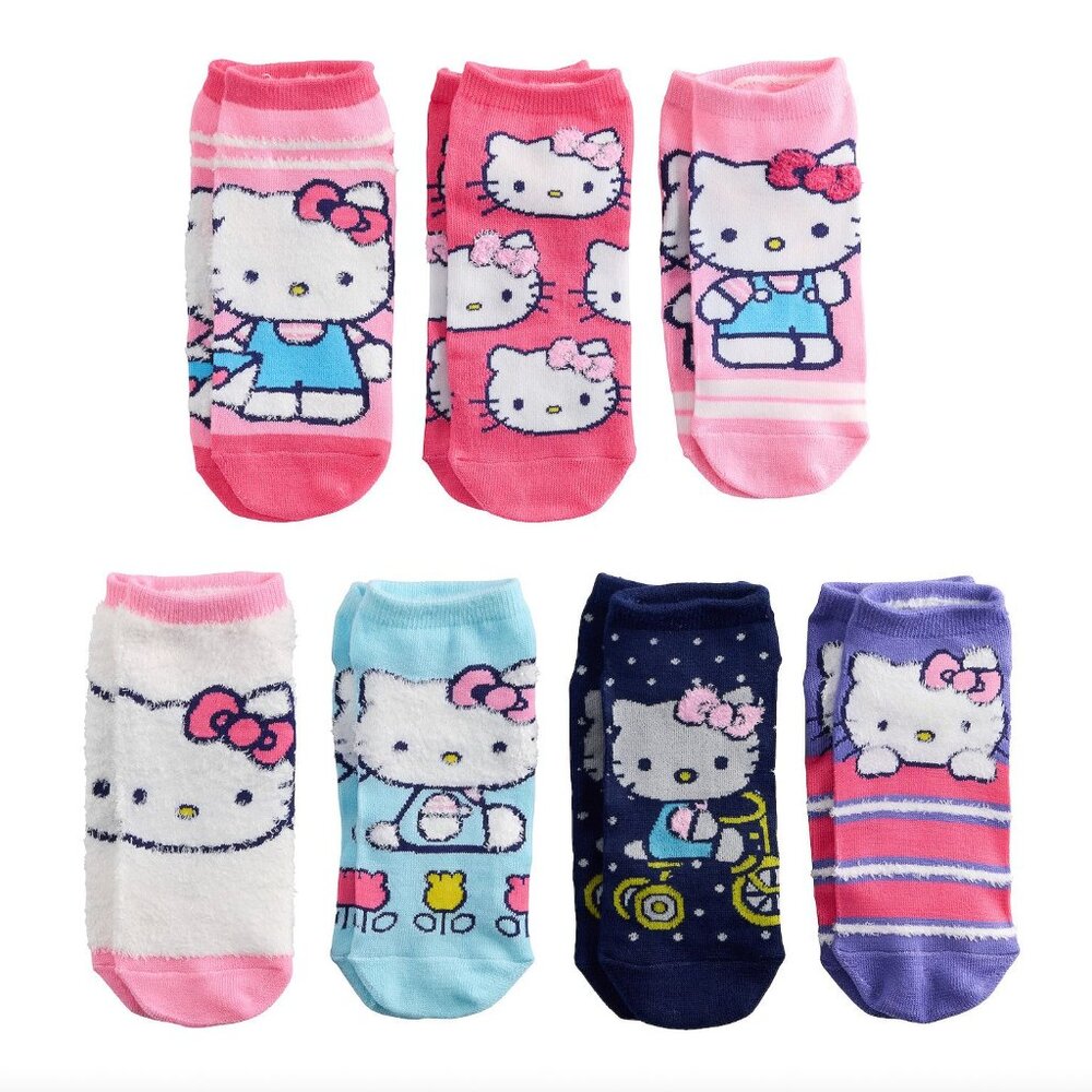 Hello Kitty 7 Days of Comfy Socks Set